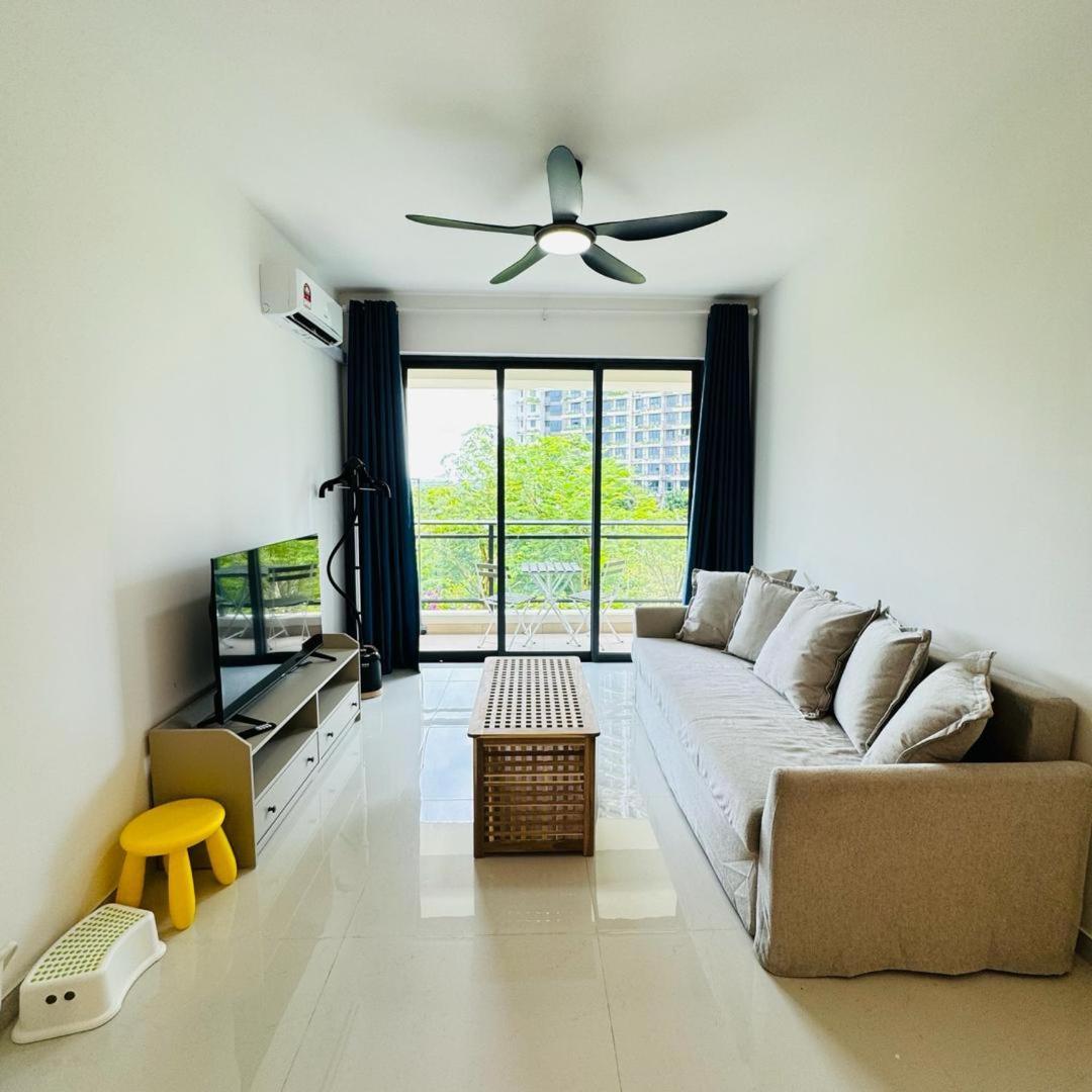 Forest City Sea View Homestay Gelang Patah Extérieur photo