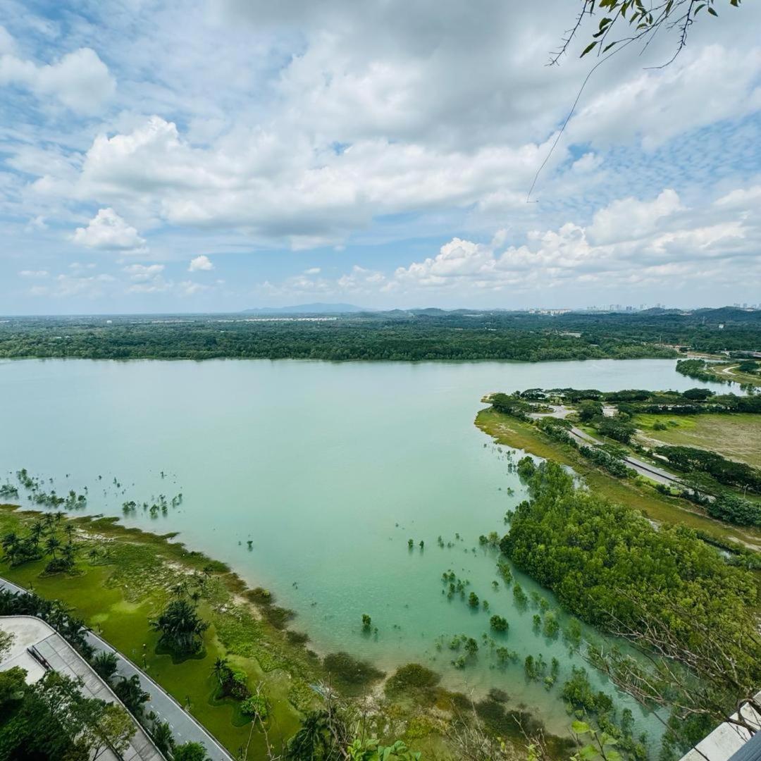 Forest City Sea View Homestay Gelang Patah Extérieur photo